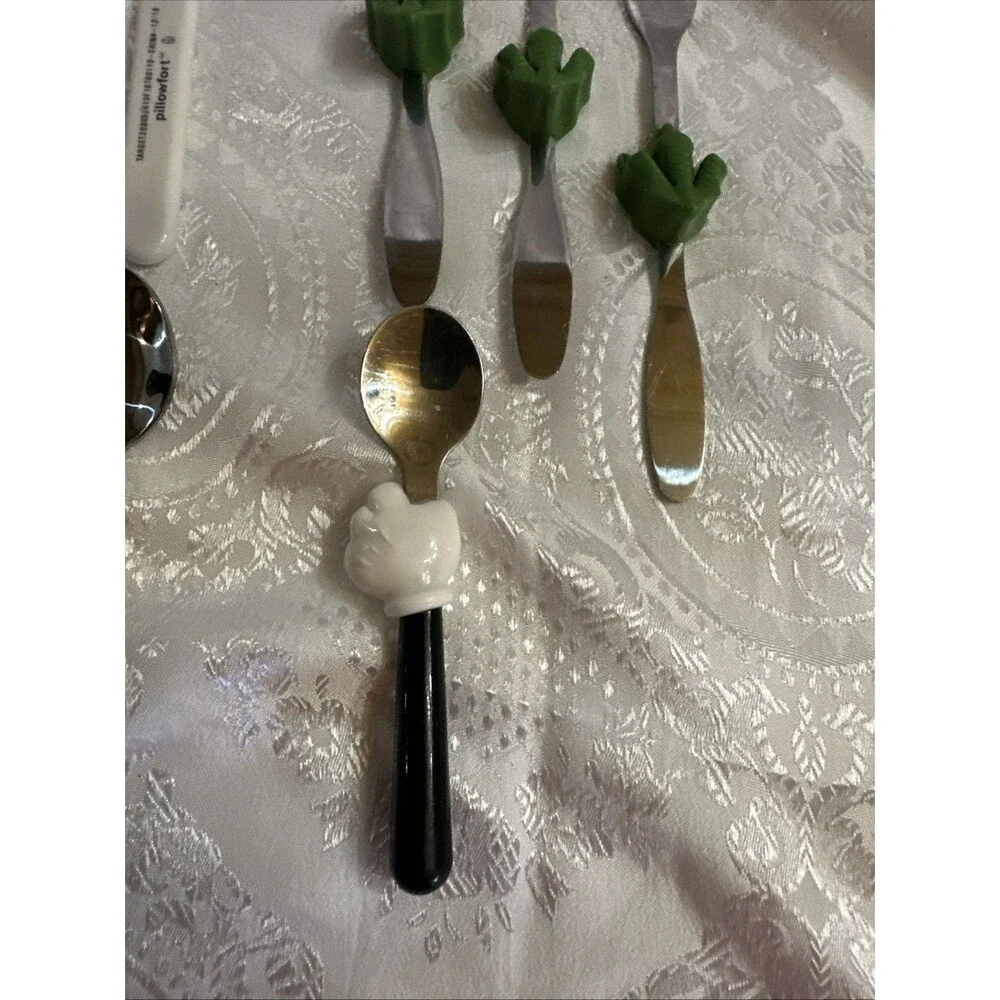 Kids Funwares T Rex Dinosaur Me Time Meal Utensil Set